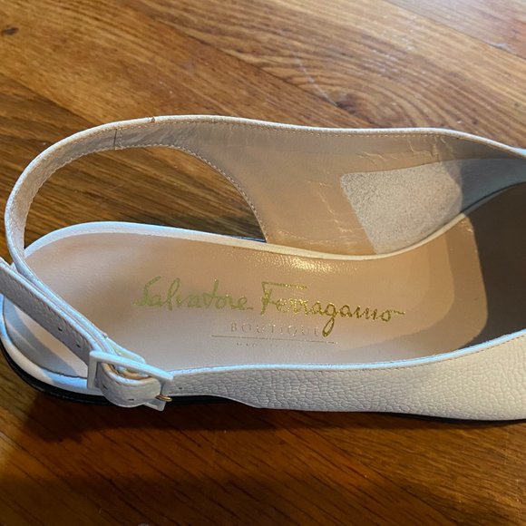 Salvatore Ferragamo Boutique White Leather Open Toe Slingback Sandals Size 7 - Picture 7 of 8